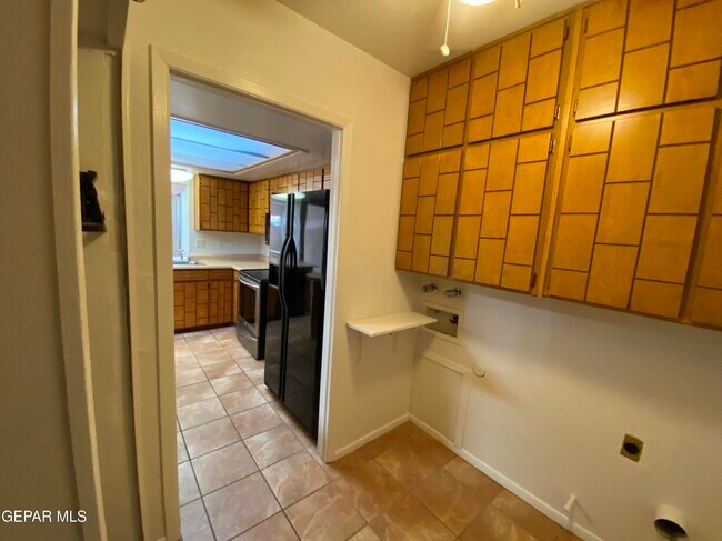 Building Photo - 214 Montego Bay Dr