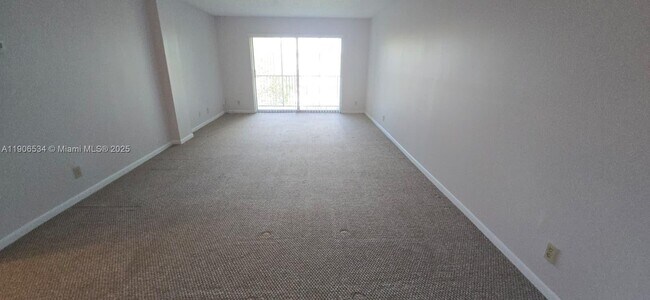 Building Photo - 1200 NW 87th Ave