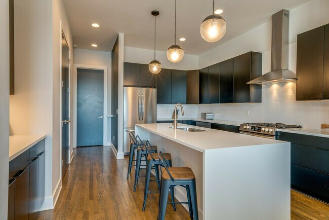 Building Photo - 2910 Felicia St