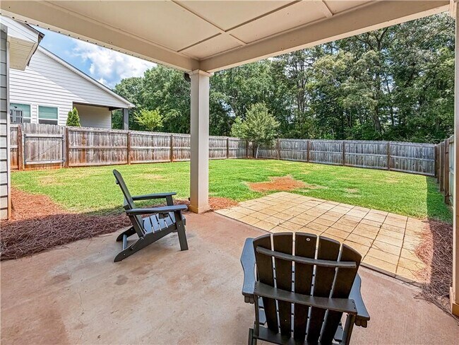 Building Photo - 5836 Hackberry Ln