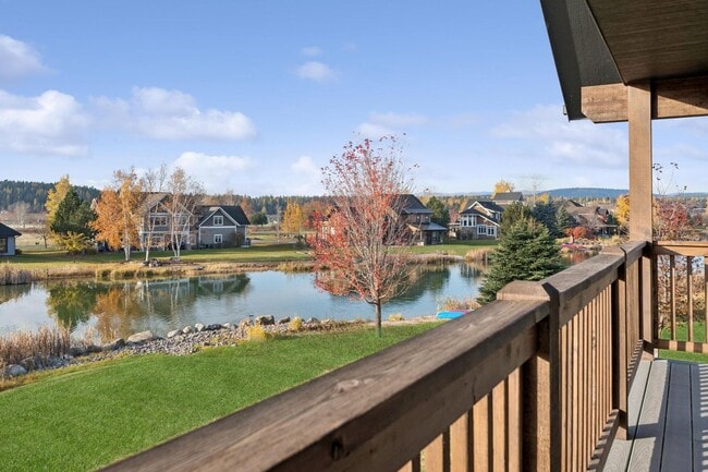 Building Photo - Whitefish Home in The Lakes