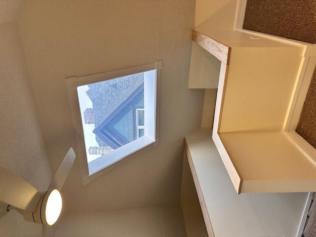 Building Photo - 1834 W Byron St