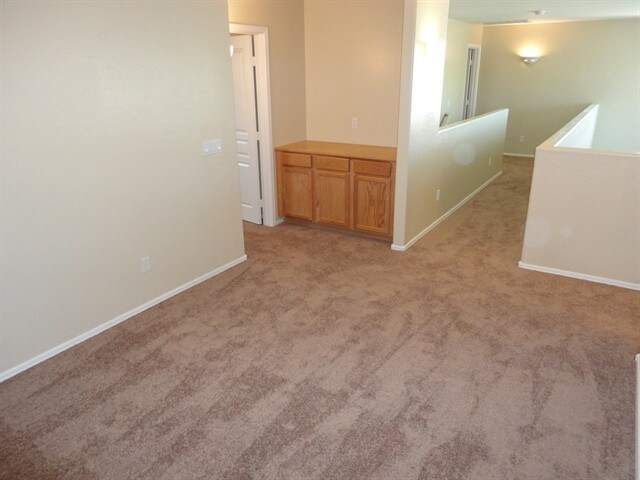 Building Photo - 10542 W La Reata Ave