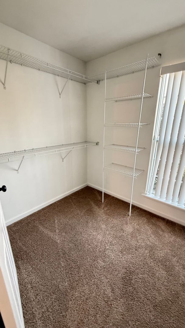 Building Photo - 1500 Cedar Hill Trail