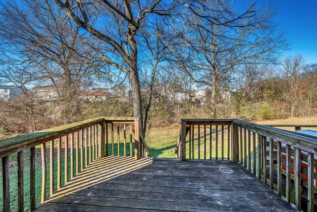 Building Photo - Two Bedroom Duplex near Trinity Hills in Nashville!