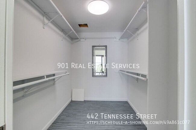 Building Photo - 442 Tennessee St