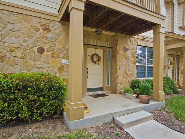 Building Photo - 16100 Great Oaks Dr