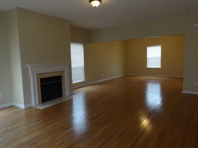 Building Photo - 5003 Peach Orchard Dr