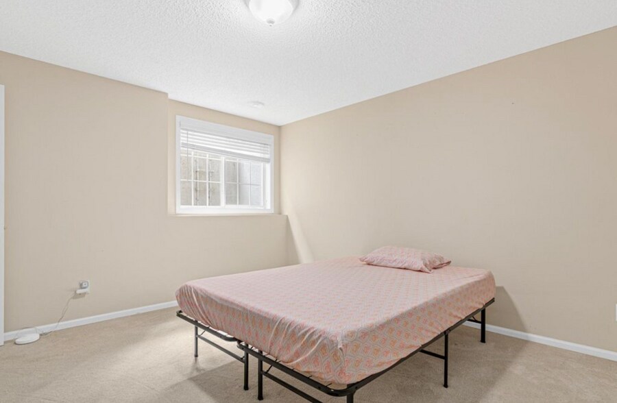 Building Photo - 15587 Crab Apple Ln