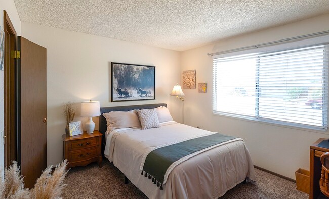 Building Photo - 12414 W Nugget Ct