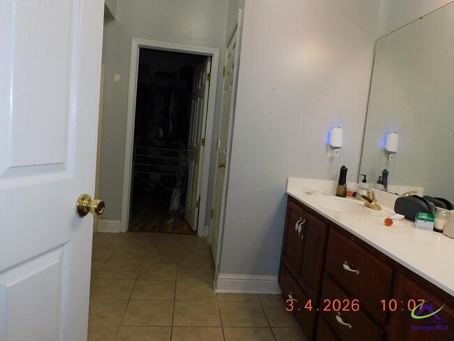 Building Photo - 214 Spanish Trail