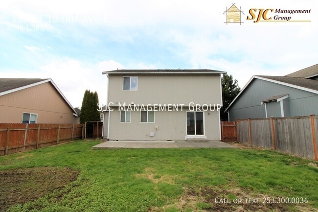 Building Photo - Three-bedroom house for rent in Bonney Lake