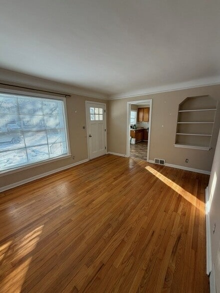 Living Room - 1647 Banbury St