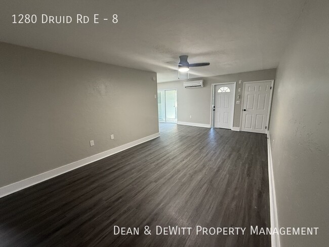 Building Photo - Creekside Apartments - 2/1 Clearwater - Fo...