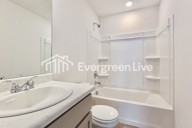 Building Photo - 12 Sourdough Crk Ln