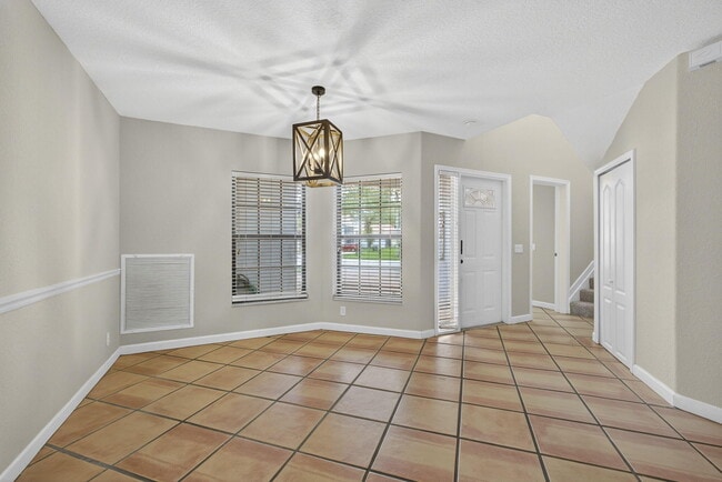 Building Photo - 131 Island Way