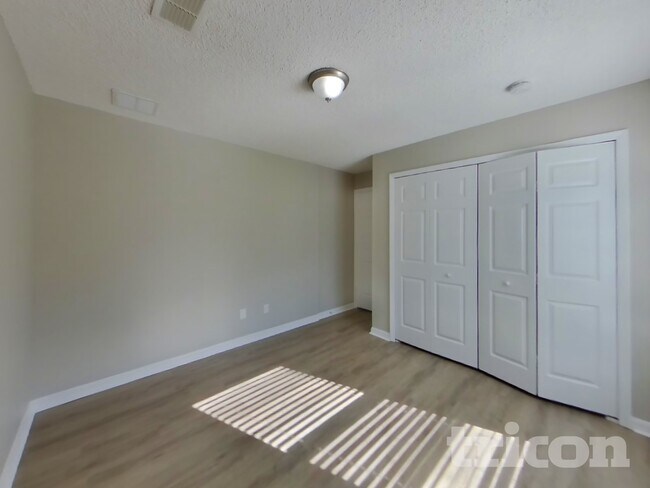 Building Photo - 2941 Grayton St