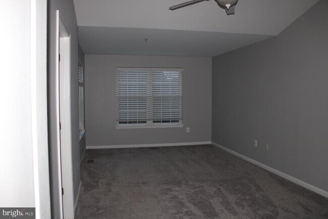 Building Photo - 222 Mary Jane Ln