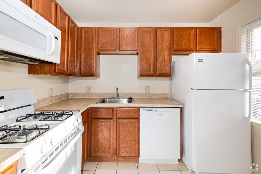 Unit 1 - Studio - 725SF - Kitchen - Dundalk Village