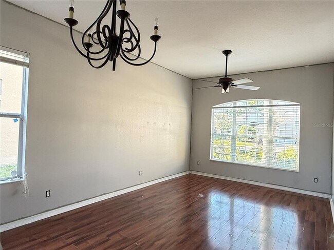 Building Photo - 3816 70th Ave E