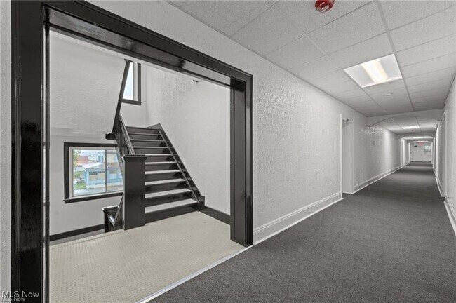 Building Photo - 13671 Euclid Ave