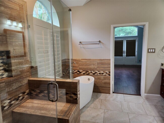 Building Photo - 23611 Desert Gold Dr