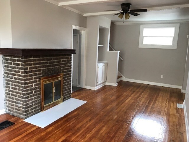 Building Photo - Updated 2 Bed 2.5 Bath House in Oakley