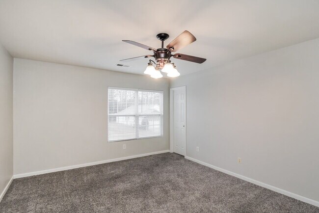 Building Photo - 6510 Blackwood Ln