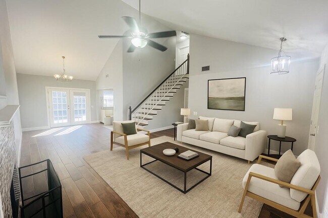 Primary Photo - 9135 Rue De Lis