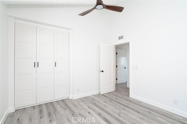 Building Photo - 905 W Balboa Blvd