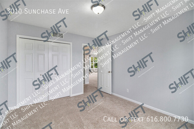 Building Photo - 3010 Sunchase Ave