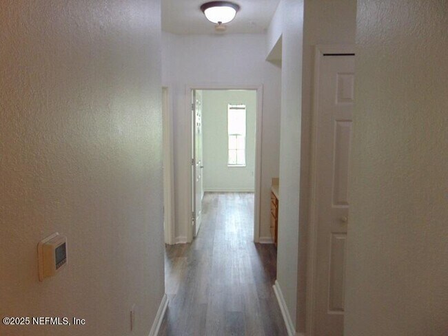 Building Photo - 10075 GATE N Pky