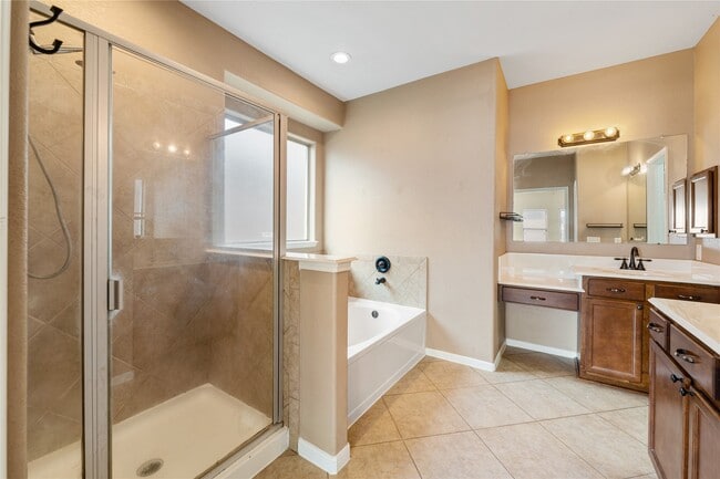 Building Photo - 19735 Dayton Springs Dr