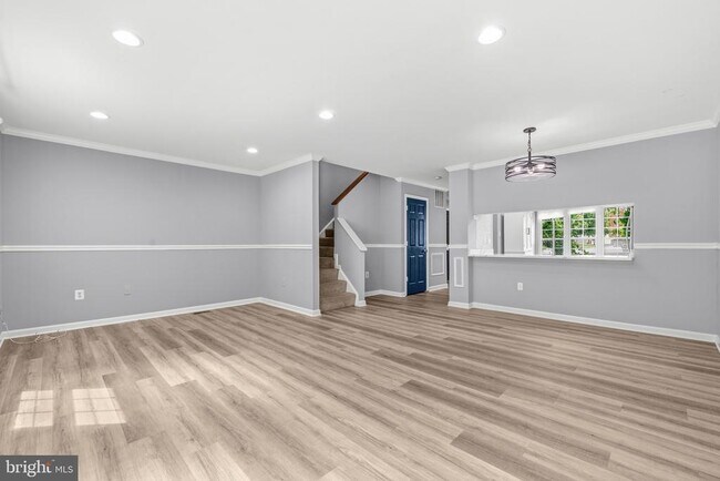 Building Photo - 4217 Kenton Cir