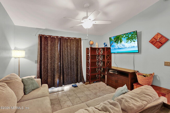 Building Photo - 2521 White Horse Rd E