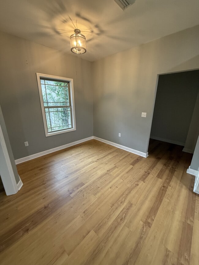 Building Photo - 255 Lizzy Ct