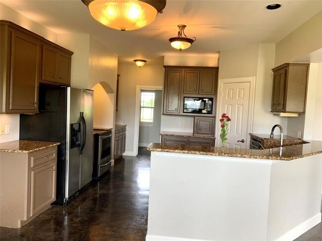Building Photo - 17801 Berry Point Dr