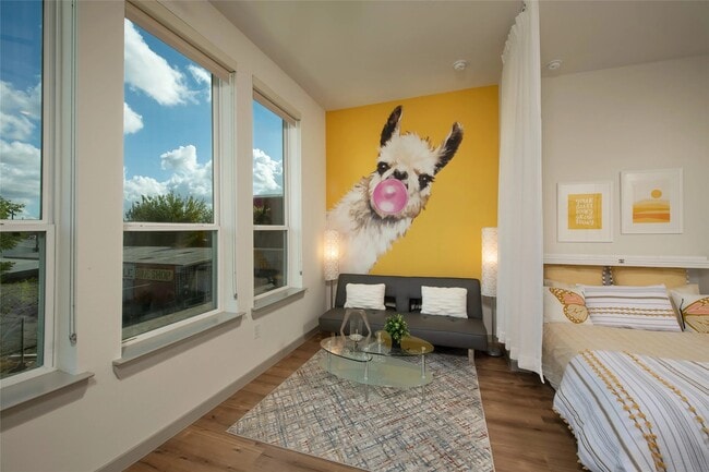 Building Photo - 1107 Shepherd Dr