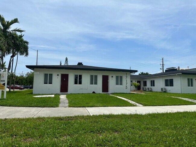 Primary Photo - 2 bedroom in Miami FL 33162
