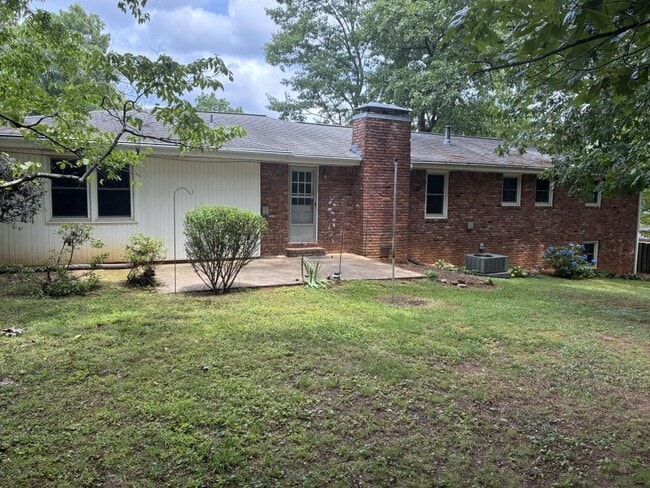 Building Photo - 5346 Orchard Pl