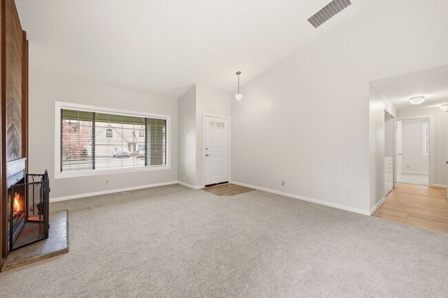 Building Photo - 17563 SW Granada Dr