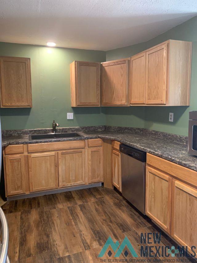 Building Photo - 142 S Indio Ave