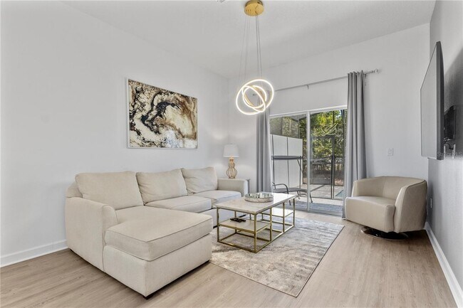 Building Photo - 312 Famagusta Dr