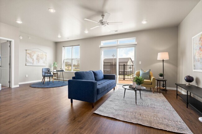 Building Photo - Very Large/Spacious 1-Bedroom/1.5-Bath, unit 104