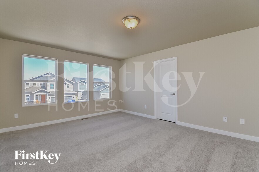 Building Photo - 10431 Horton Dr