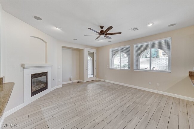 Building Photo - 536 Puenta Del Rey St