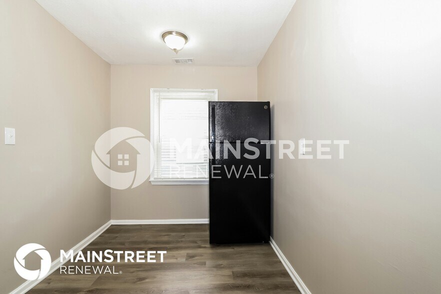 Building Photo - 3613 Penway Ave