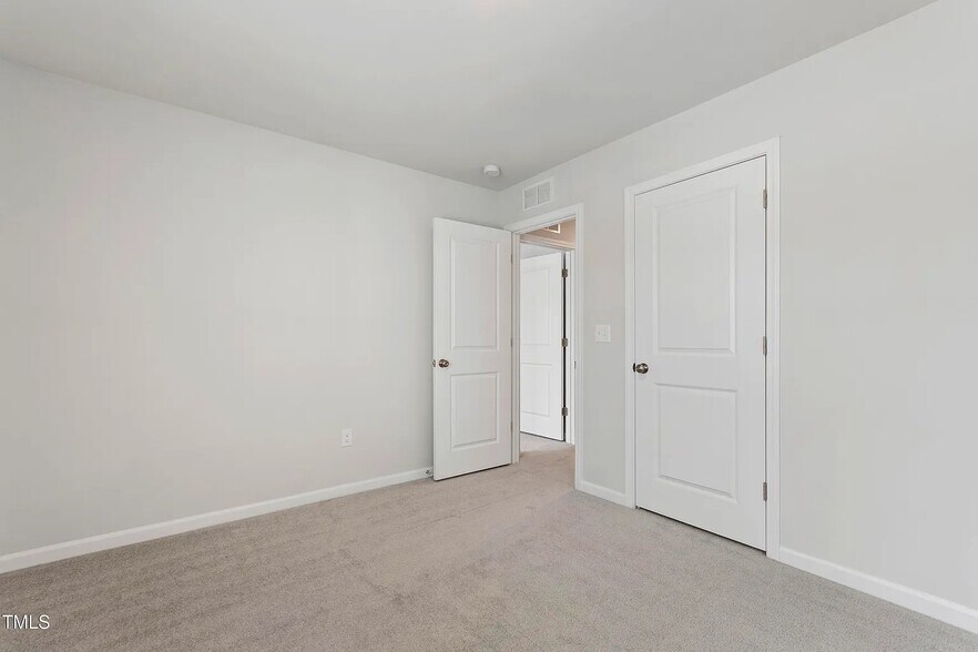 Building Photo - 2137 Terrawood Dr