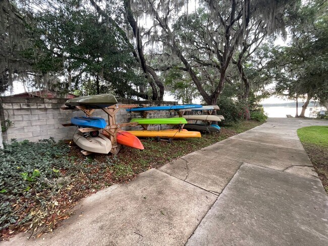 Building Photo - FULLY FURNISHED 3 Bed/2.5 Bath Condo at Carmel by the Lake AVAILABLE APRIL 1st!