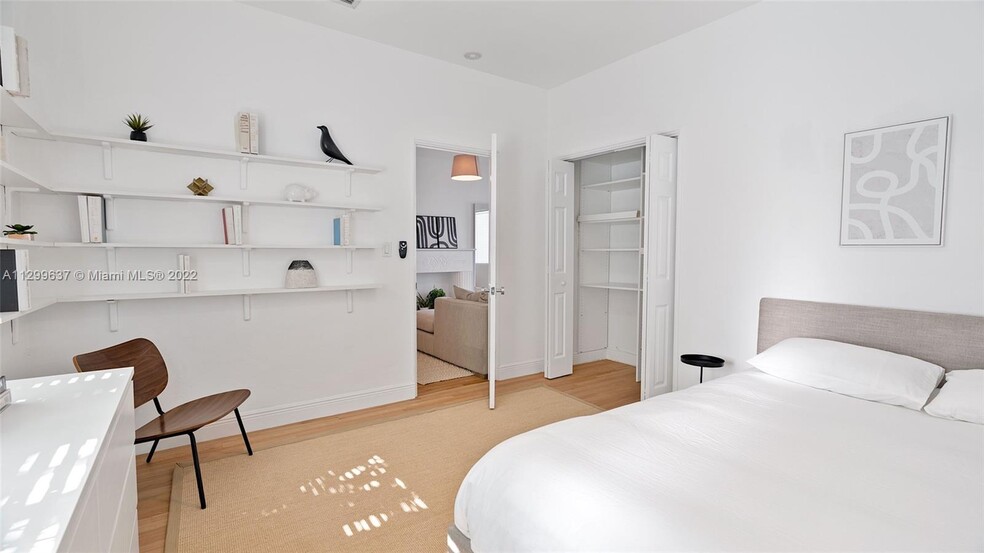 Building Photo - 1310 Flamingo Way